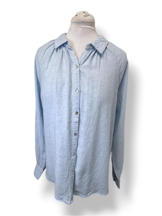Laura Ashley Tops - Laura Ashley Women’s Long Sleeve Button-Down Shirt Linen Blend Casual Lt Blue XL